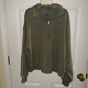 Aerie green halfzip
